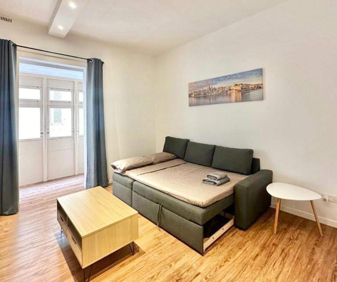 Central And Modern Valletta Flat Ngoại thất bức ảnh