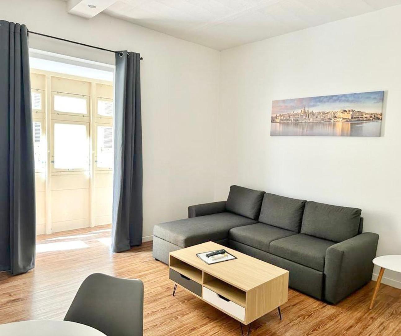 Central And Modern Valletta Flat Ngoại thất bức ảnh